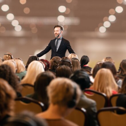 Международные эксперты