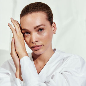 Експертні знання з унікальної техніки 'Бланшинг'  філерами Belotero 